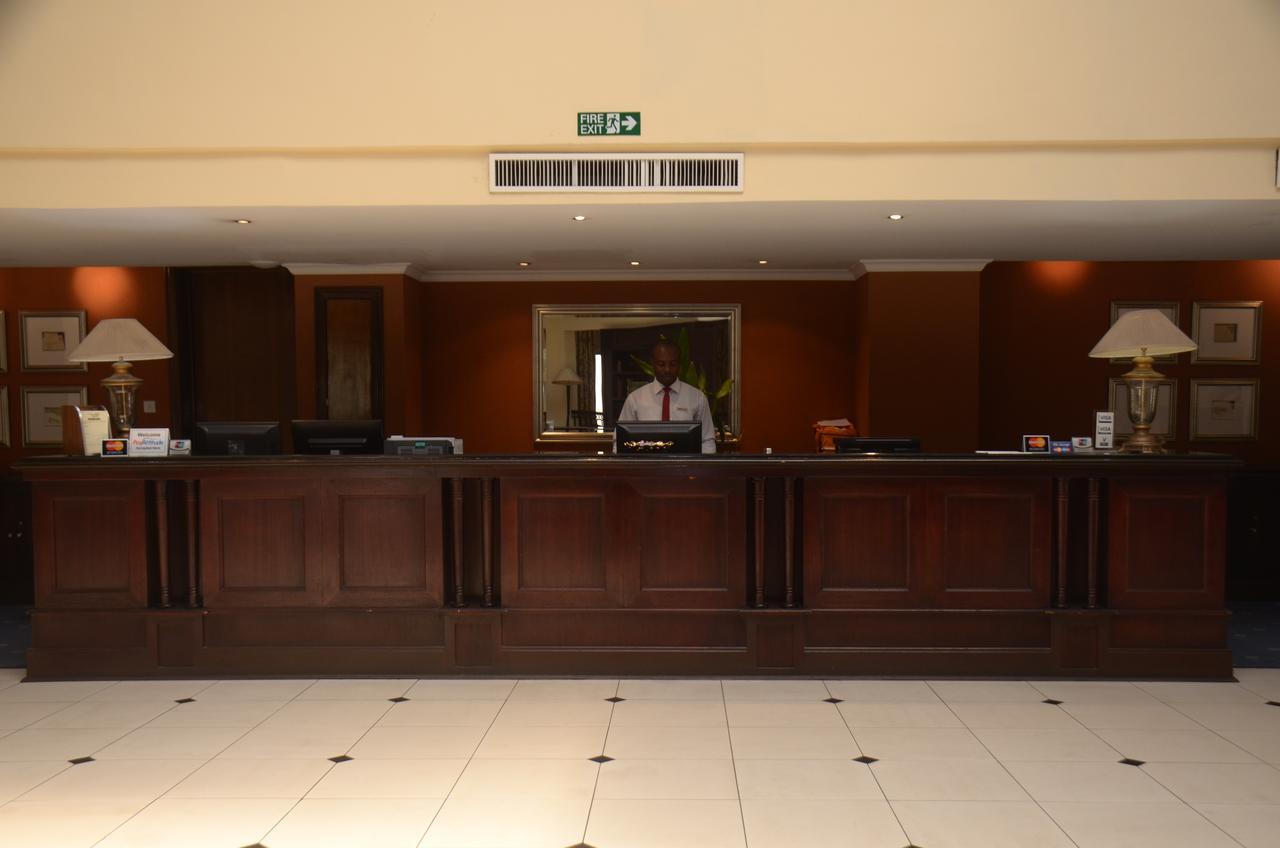 Oakwood Park Hotel Lekki Exteriör bild